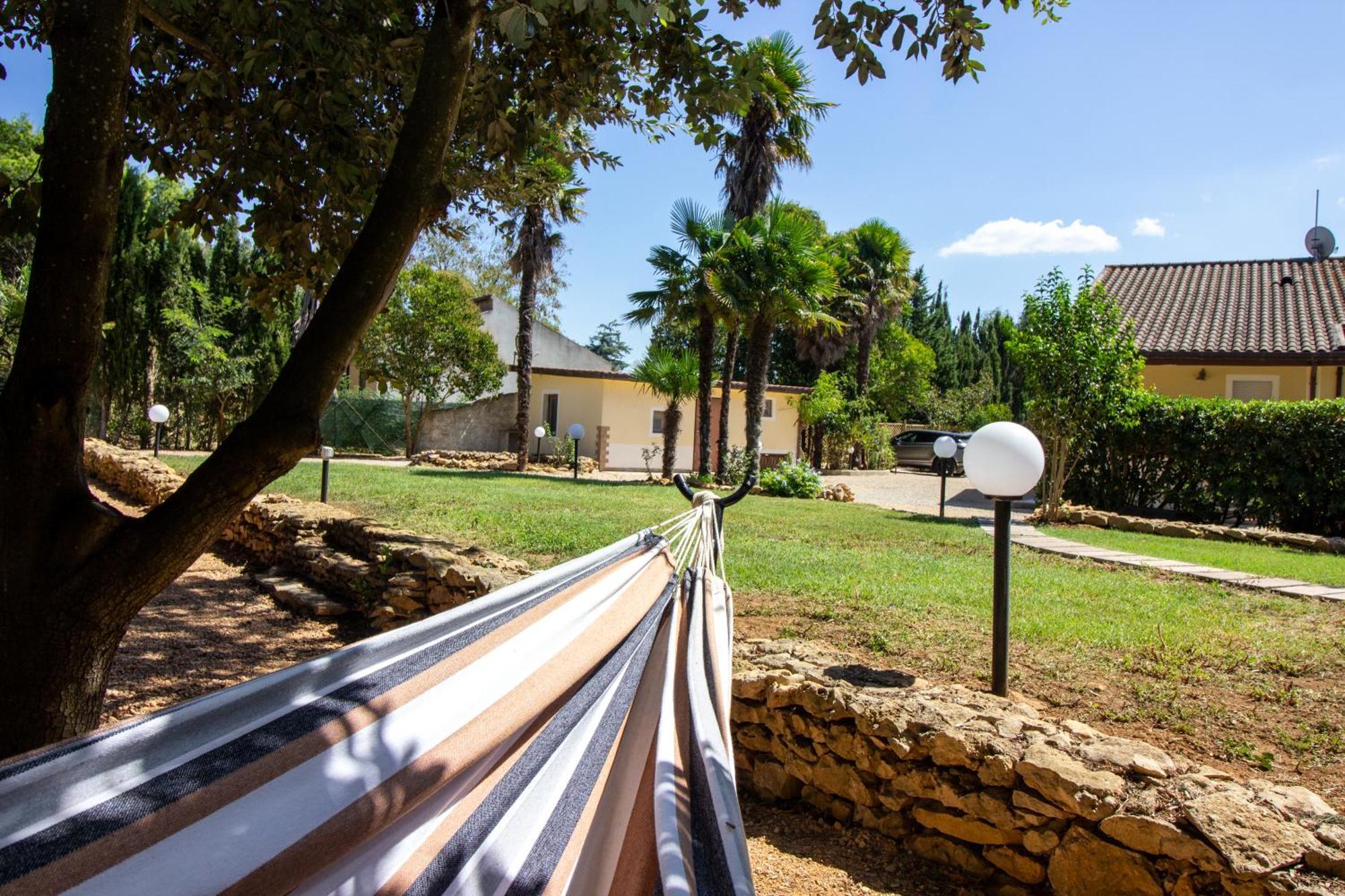 Isla Country Apartments Alghero ซานตา มาเรีย ลา ปาลมา ภายนอก รูปภาพ